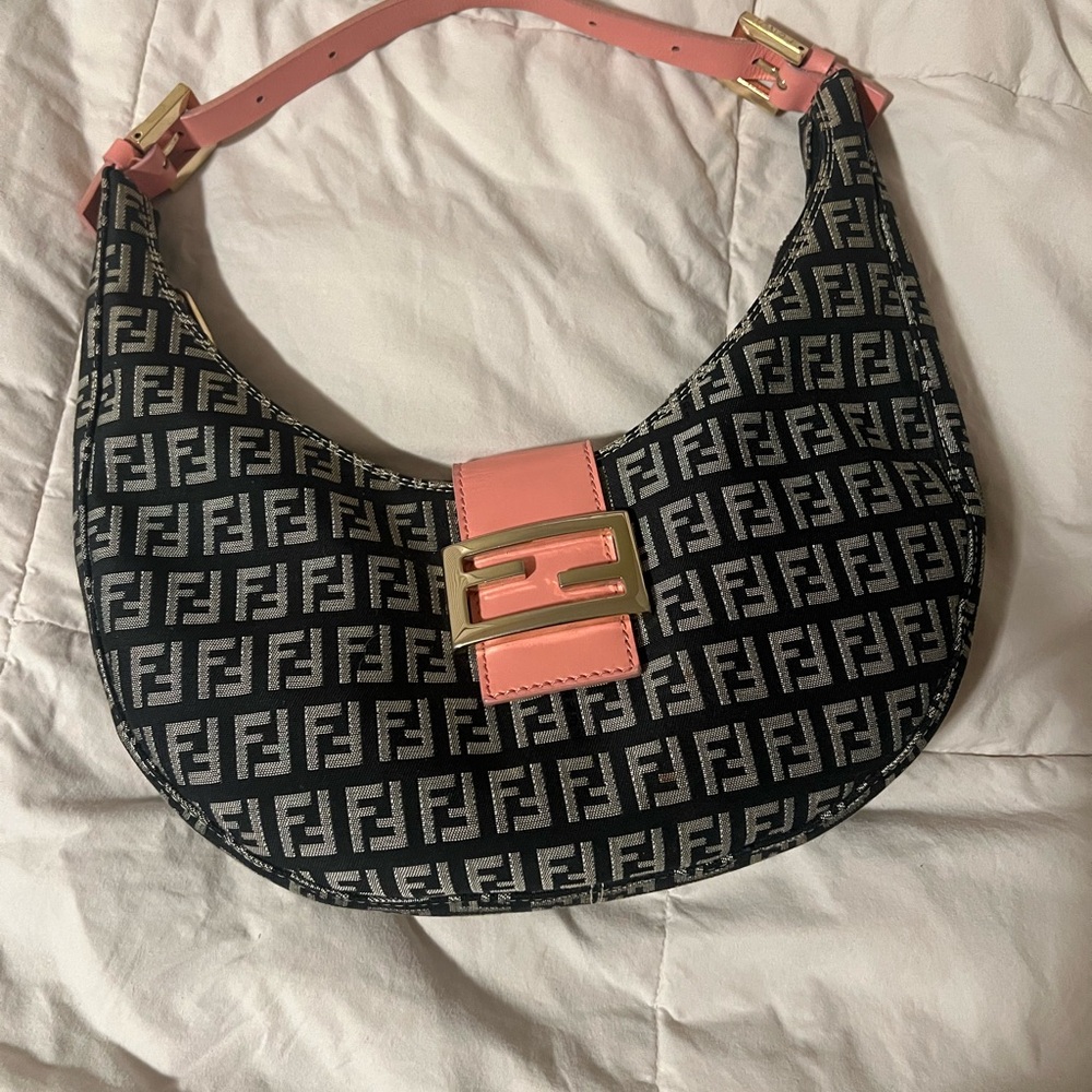 Authentic Fendi Black and Pink Women's Bag